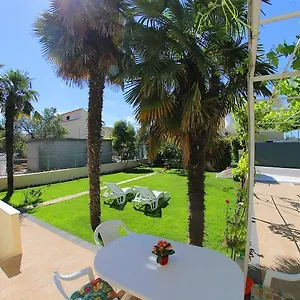 Vedrana Apartment Zadar