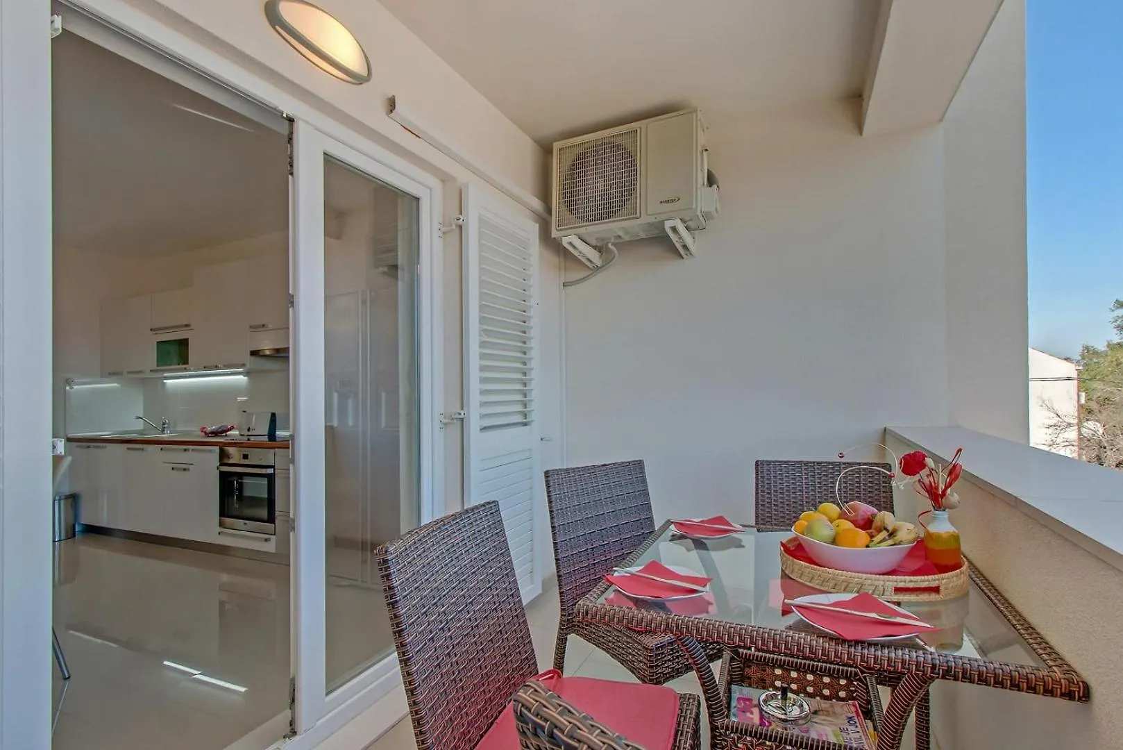 House Mirabelle With Pool Hotel Nerezine Croatia