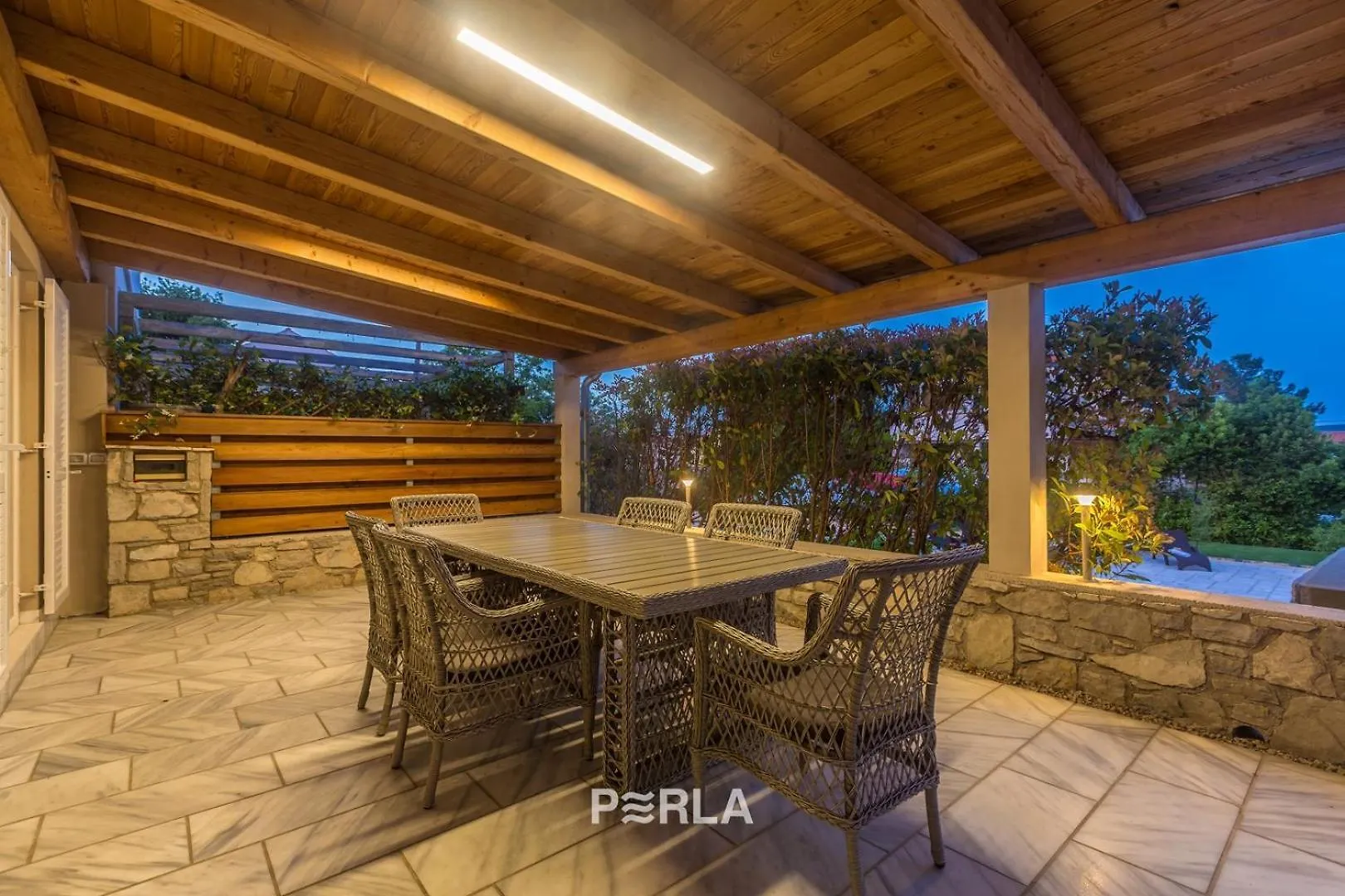 Guest house House Mirabelle With Pool Hotel Nerezine