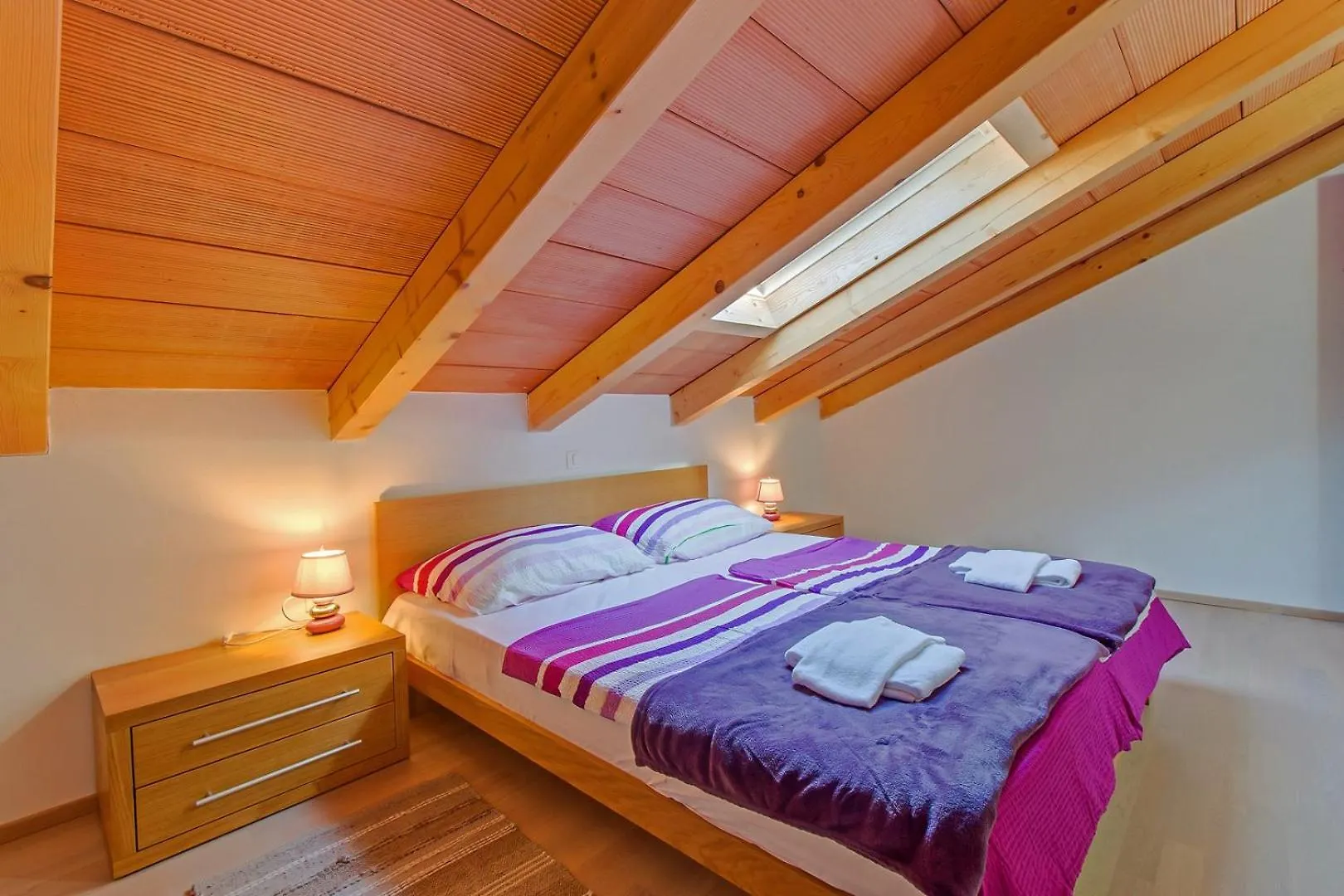 Guest house House Mirabelle With Pool Hotel Nerezine